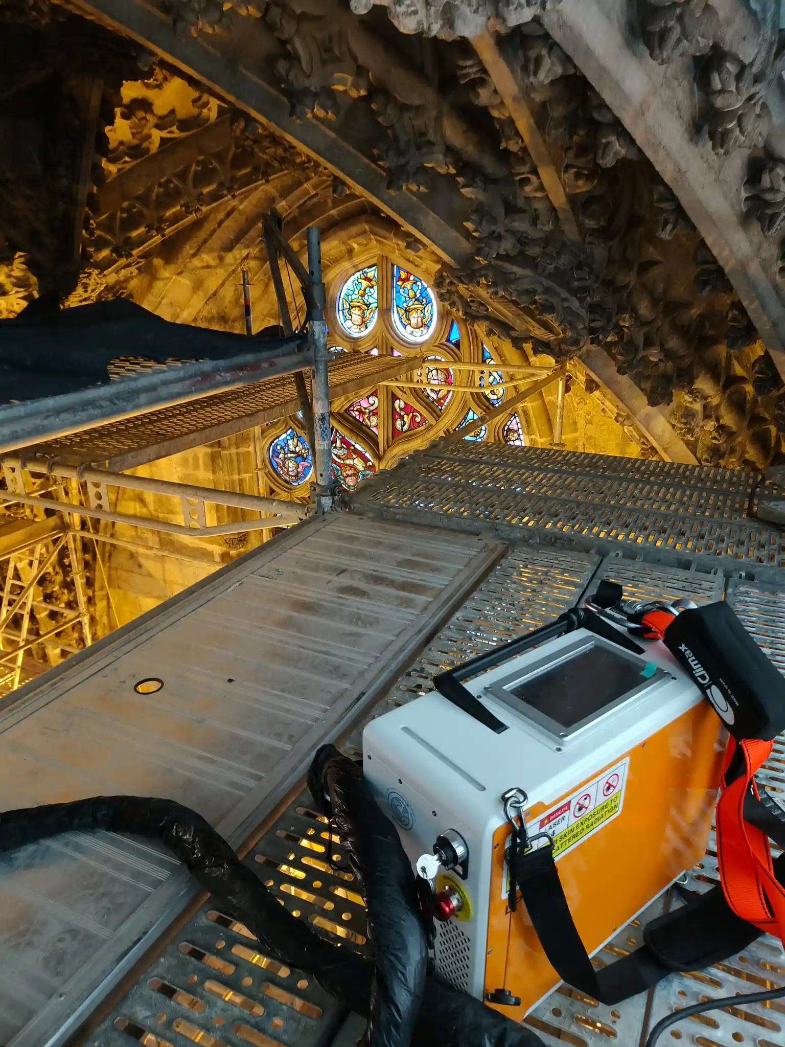 Démonstration d'un nettoyeur laser de notre gamme lors de la restauration de la cathédrale de Séville